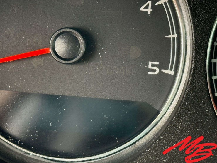 2014-chevrolet-silverado-2500-image-41