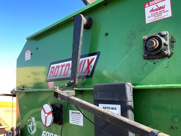 #1014-•-roto-mix-forage-express-image-14