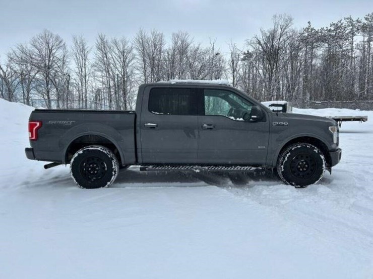 2017-ford-f150-xlt-image-4