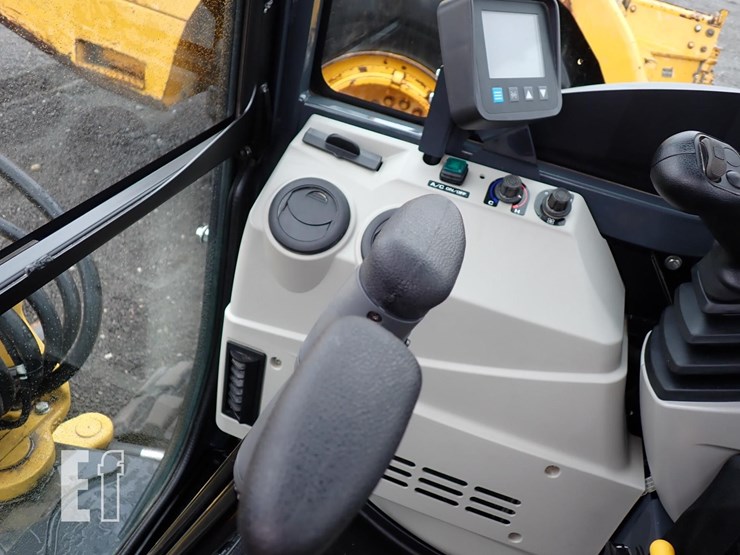 kobelco-sk35sr-image-14