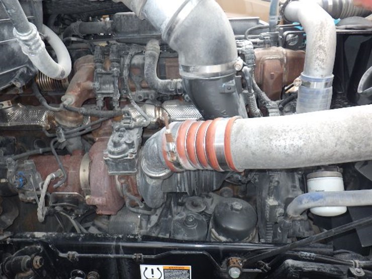 2022-kenworth-t680-image-29