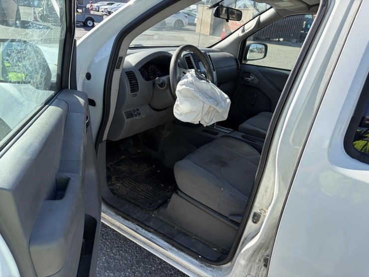 2018-nissan-frontier-image-14