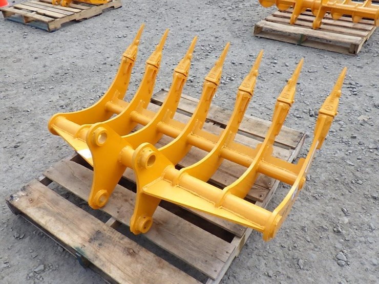 caterpillar-307-image-3