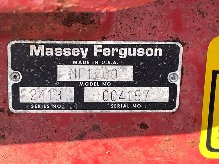 massey-ferguson-1200-image-14