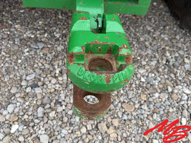 2013-john-deere-8285r-image-11