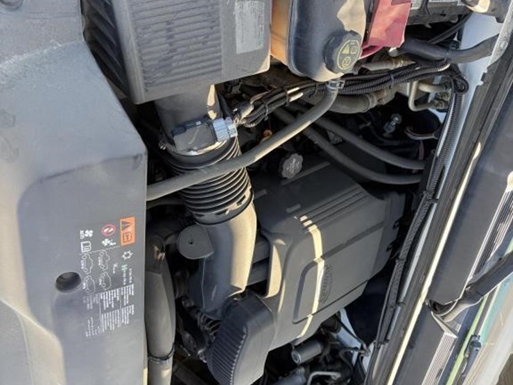 2012-chevrolet-2500-image-7