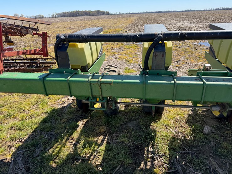 john-deere-7300-image-91