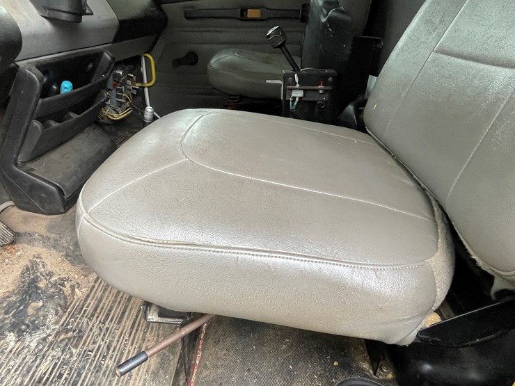 2003-caterpillar-3126-image-27