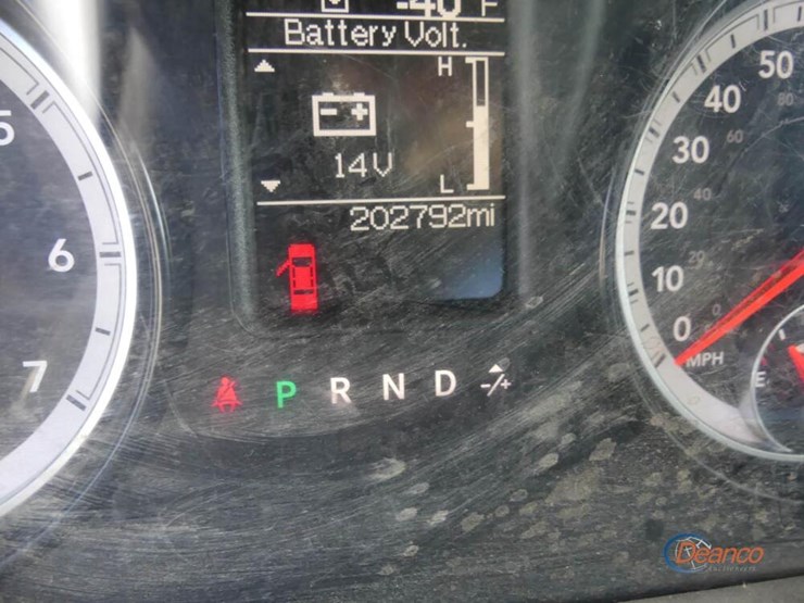 2015-dodge-ram-1500-image-9