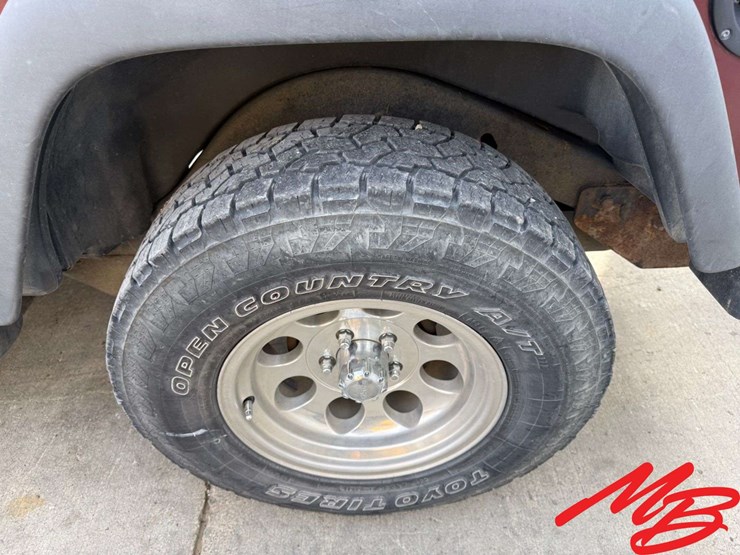 2004-jeep-wrangler-sport-image-9