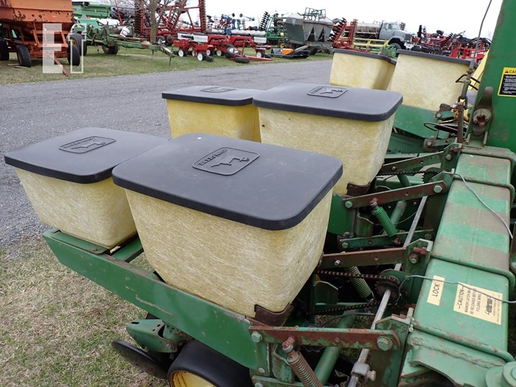 john-deere-7000-image-13