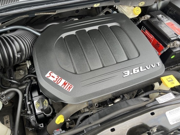 2012-dodge-grand-caravan-image-14