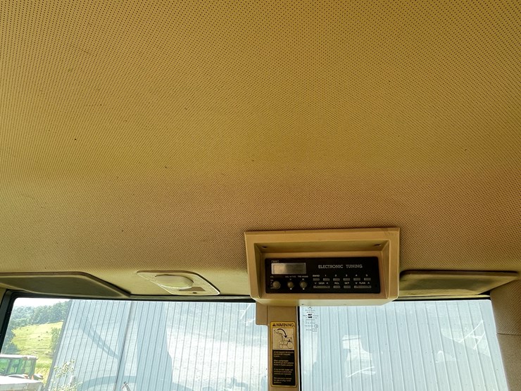 john-deere-7600-image-15