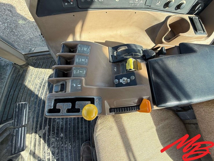 1998-john-deere-8100-image-19