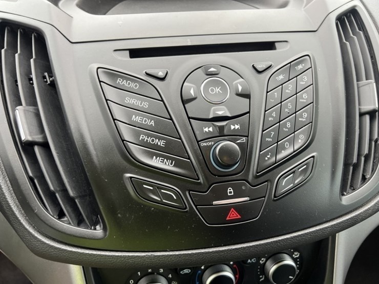 2016-ford-escape-image-31