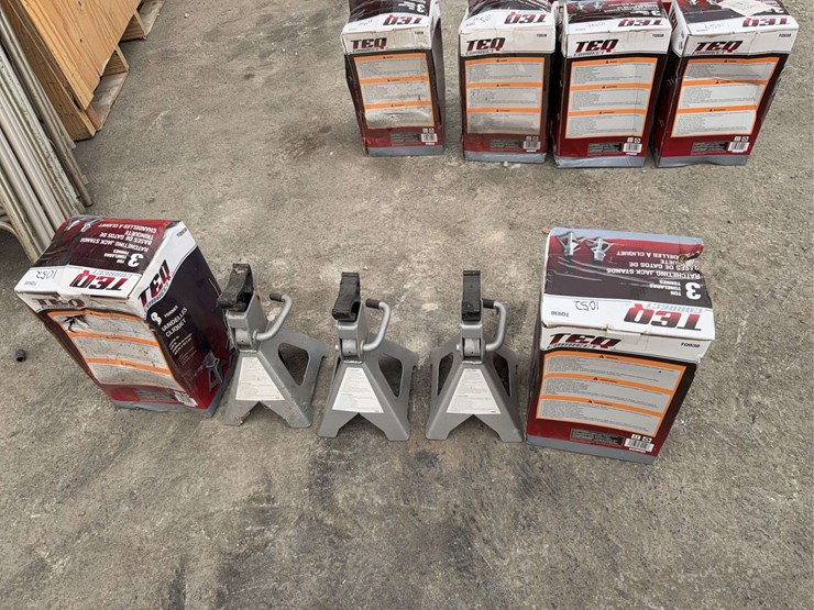 (7)-3-ton-jack-stands-image-3