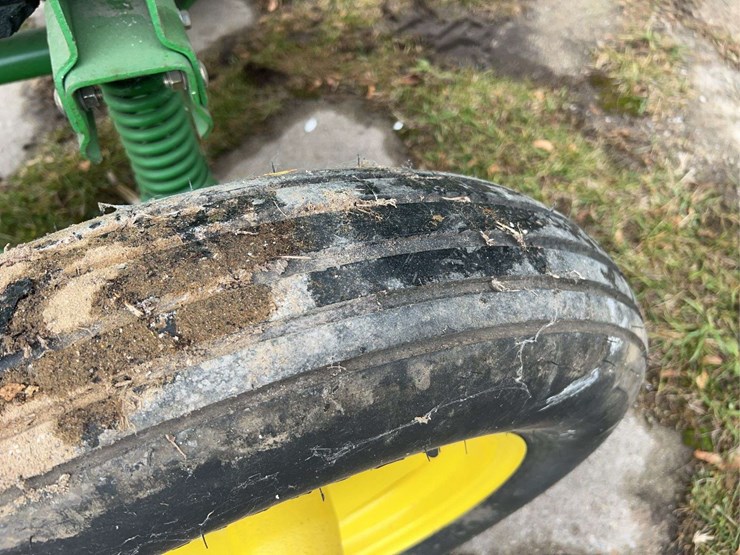 john-deere-flare-box-and-running-gear-image-36