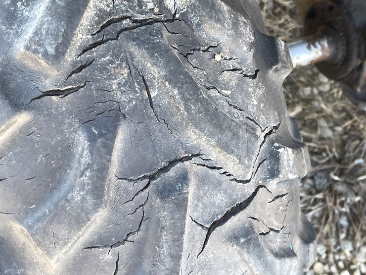 #2293-•-polaris-400-4-wheeler-image-31