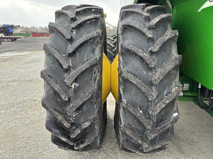 2023-john-deere-s780-image-32