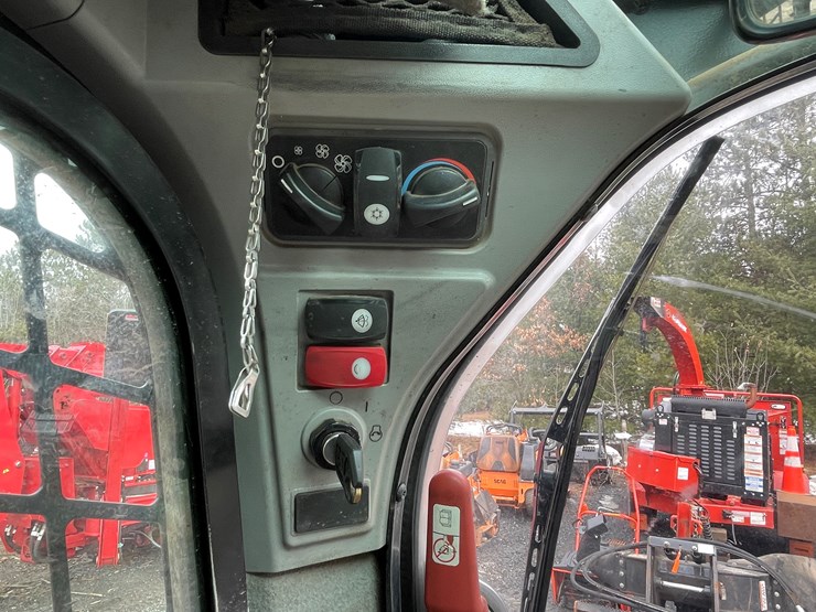 caterpillar-259d-image-36