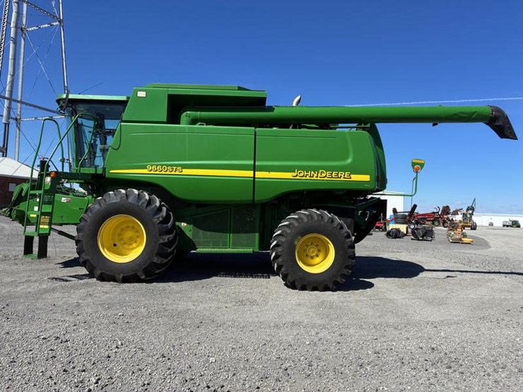 2005-john-deere-9660-sts-image-31