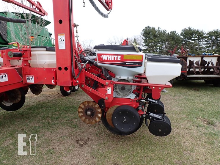 2007-white-8186-image-4