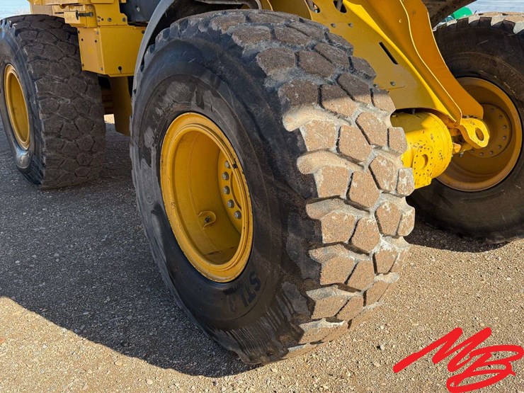 2018-deere-544k-image-19