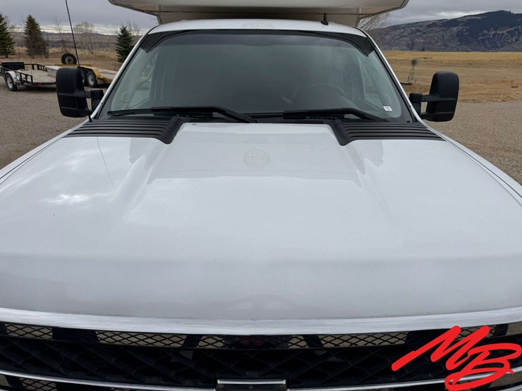 2014-chevrolet-silverado-2500-image-38