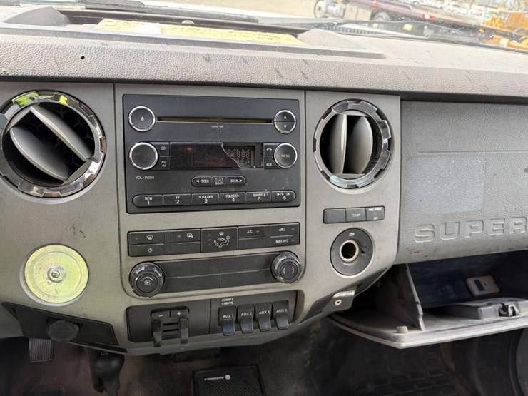 2012-ford-f550-xlt-sd-image-14