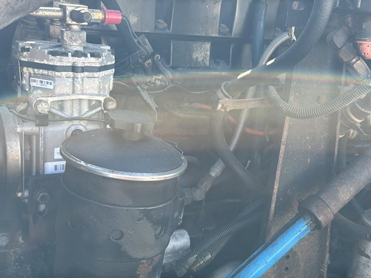 2000-international-9900-image-13