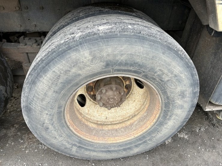 1994-ford-l8000-image-15