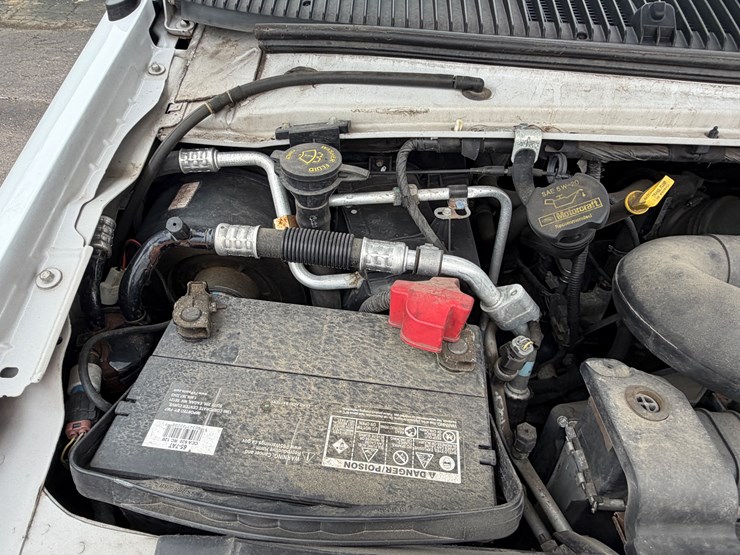 #1020-•-2014-ford-econoline-service-van-(eau-claire,-wi)-(has-wi-title)-image-45