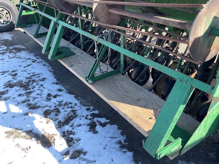 john-deere-8200-image-22