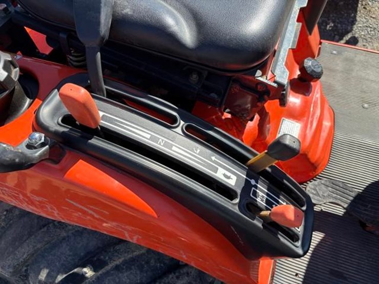 2003-kubota-bx22-image-16