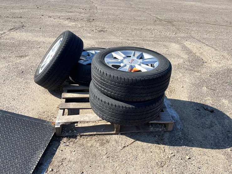 #2347-•-(4)-firestone-destination-le-tires-on-gmc-rims-image-2
