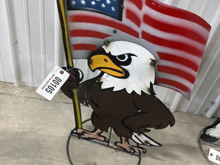 #105-•-eagle-and-flag-decor-image-1
