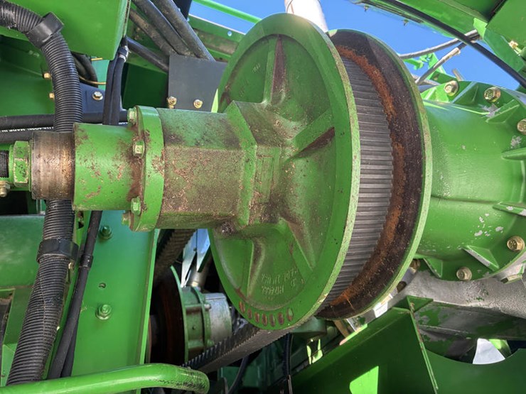 2005-john-deere-9660-sts-image-24