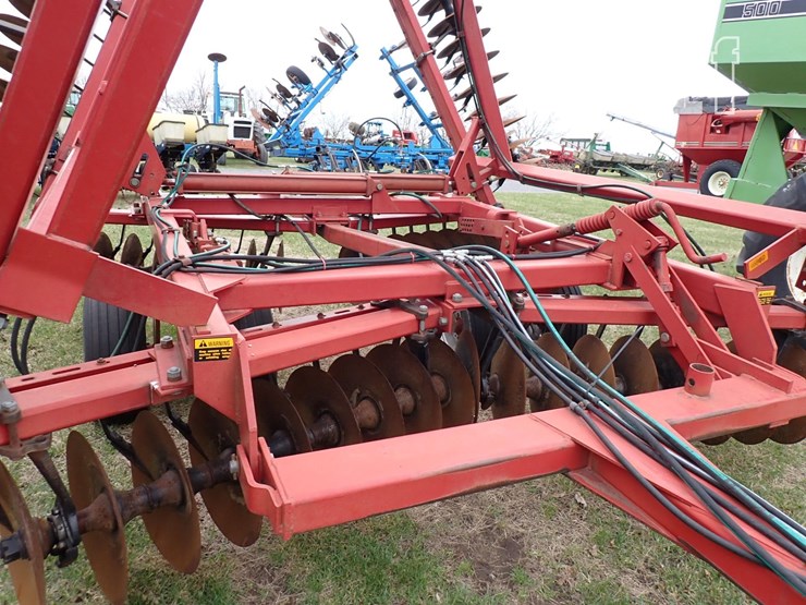 case-ih-3900-image-4