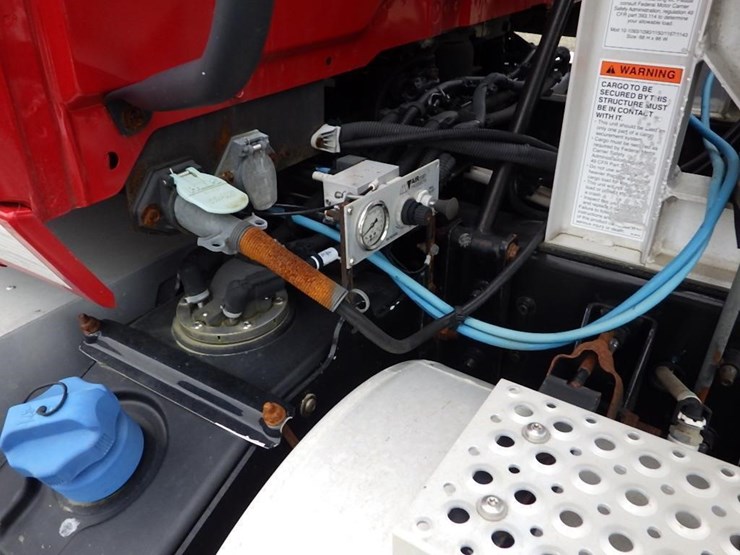 2016-international-prostar-image-18