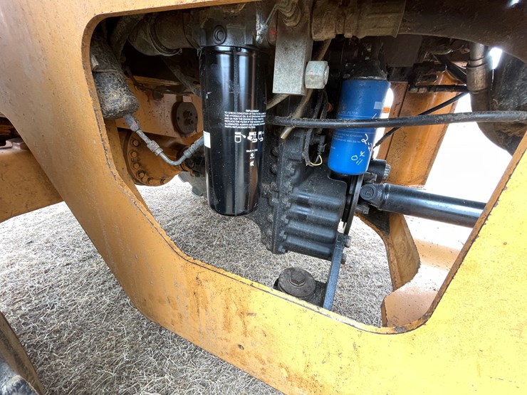 2008-case-621e-xr-image-17