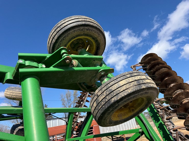 john-deere-2623vt-image-9