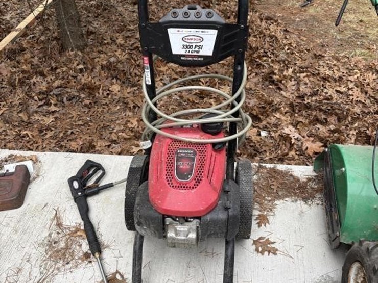 simpson-3300-psi-pressure-washer-image-1