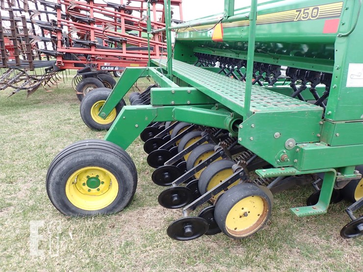 john-deere-750-image-7