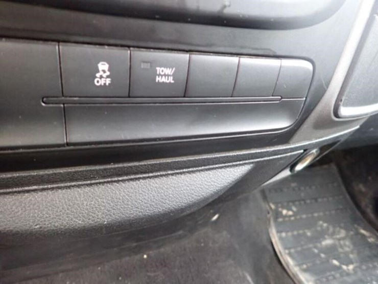 2015-dodge-1500-image-22