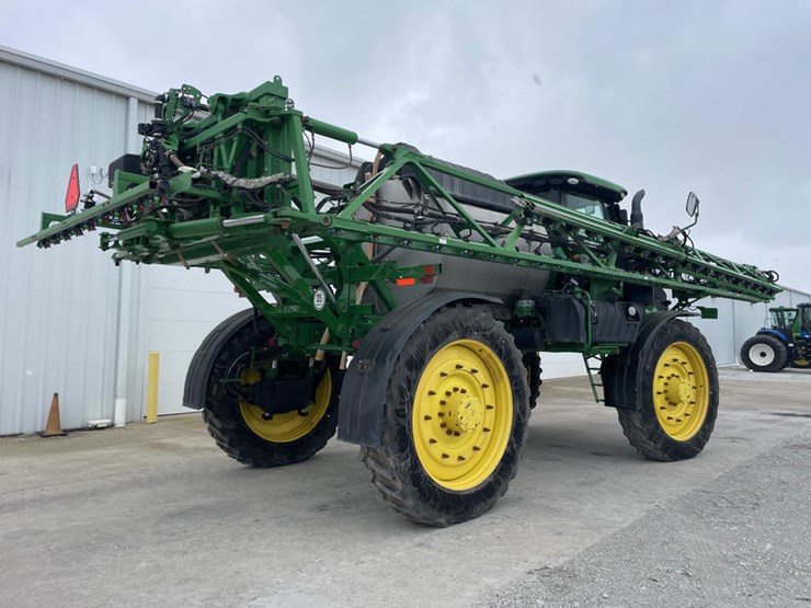 2018-john-deere-r4045-image-5