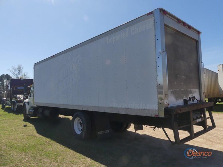 2008-international-durastar-4300-image-3