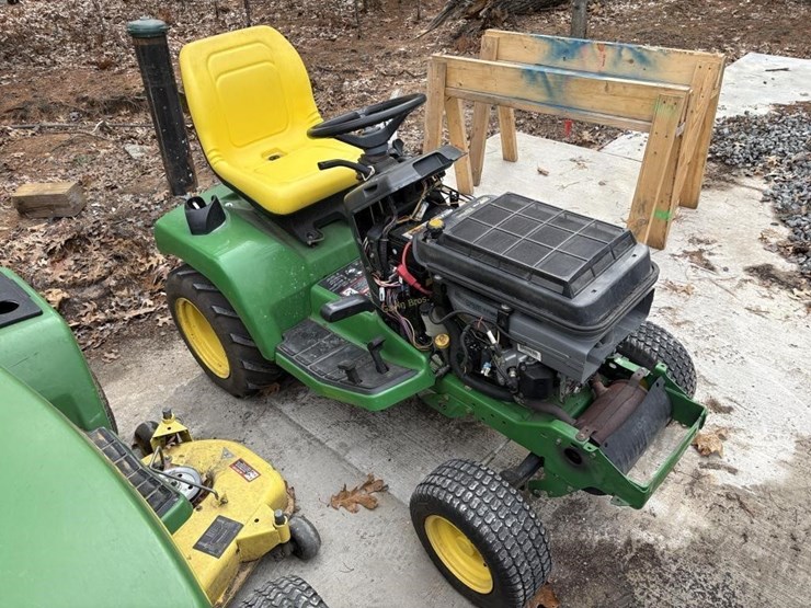 john-deere-345-image-3