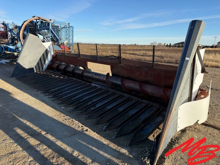 sunflower-header-24’-w/-lucke-shields-and-lucke-pans-image-1