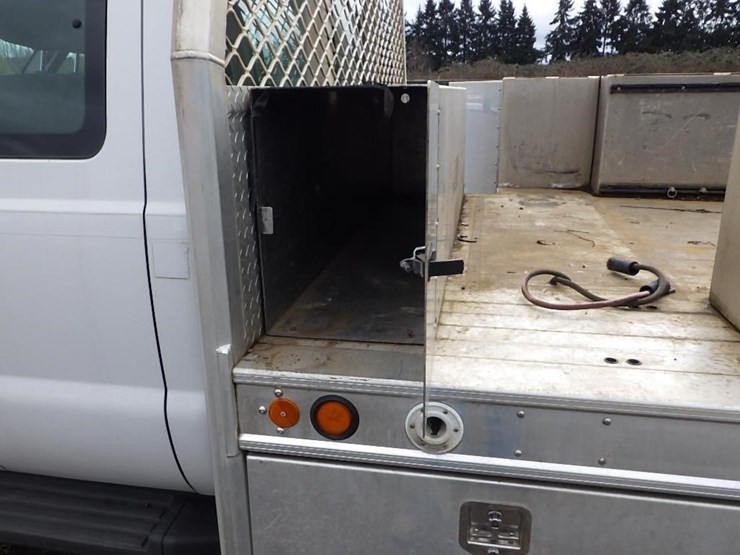 2012-ford-f550-image-22