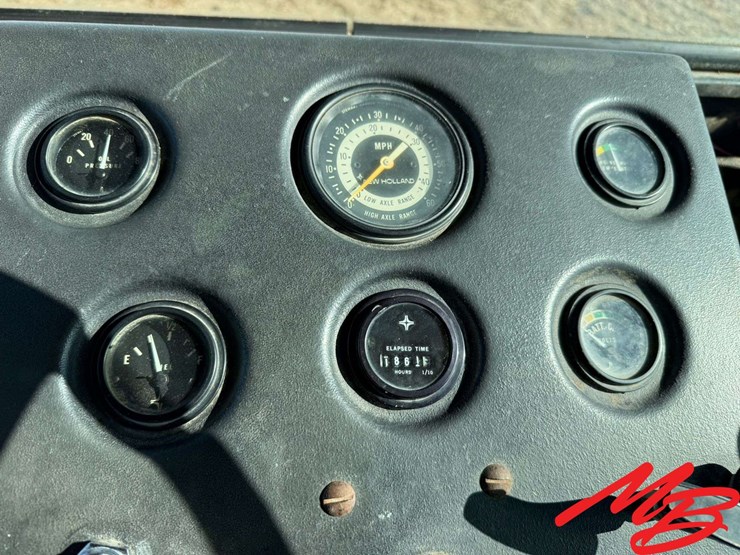 new-holland-1069-image-35